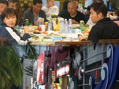 -三亚火车头万人海鲜广场