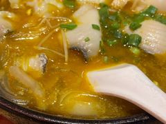 -有红鸡毛店·砂锅菜(抚琴夜市店)