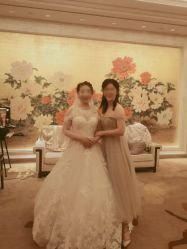 -拉瑞娜LaReine婚纱礼服高级定制