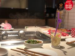 -海底捞火锅鲜切牛肉主题店(长寿路店)