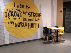 用餐区-麦当劳(北京昌金路得来速餐厅店)