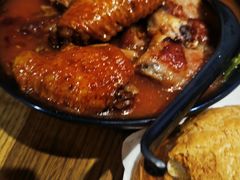 番茄浓汤鸡翅猪扒通粉-华嫂冰室(尖沙咀店)