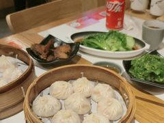 蟹粉【蟹膏】小笼双拼(各3只)-馋三尺蟹粉小笼(人民广场店)