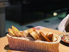 -LENBACH兰巴赫西餐啤酒坊(大连东港店)