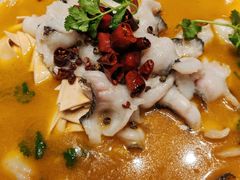 -江宴渔村·鱼鲜土菜(紫荆广场店)