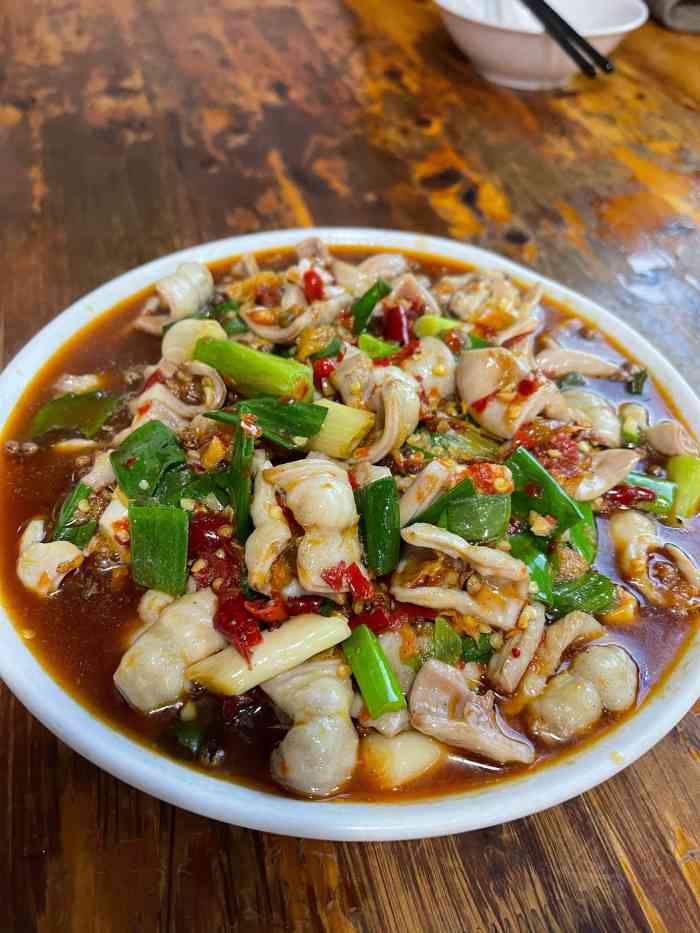 陈二娃饭店-"去白市驿办事情顺便搜索一下有什么好吃的.