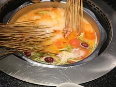 -佰人王串串香火锅(洋珠巷店)