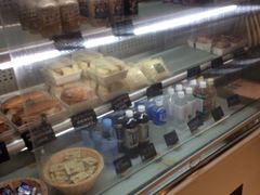 面包甜点陈列柜-KOMUGI 小麦家(新地假日广场店)