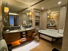 -深圳星河丽思卡尔顿酒店