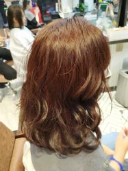 -PE SALON