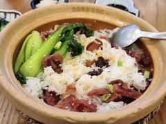 -煲仔皇腊味煲仔饭(经四万达店)
