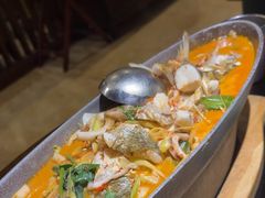 冬阴功汤富贵生鱼-金厨泰国餐厅·全泰籍厨师料理(拱北店)