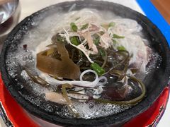 -刚砂锅鸡丝米线