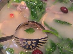 -二钳洞庭虾蟹·江湖菜(成都鹭岛店)