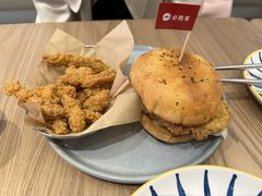 -必胜客(华都店)