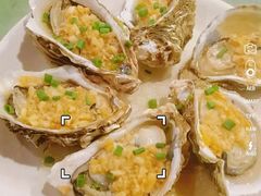 -四川小胡子海鲜(丁村万人海鲜广场店)