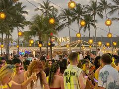 -FINNS Beach Club