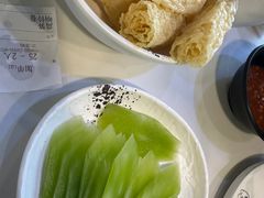 -德林酸菜鱼火锅(南丹店)