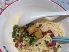 -小杨生煎(金山百联购物中心3楼店)