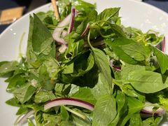 凉拌荆芥-金狮麟·新豫菜(金码大厦店)