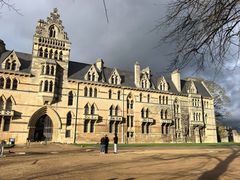 -牛津大学