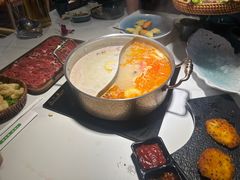 -椰子湾·海南火锅·糟粕醋·椰子鸡(正大广场店)