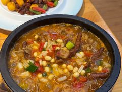 -苗阿哥酸汤牛肉火锅(体育场店)