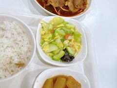 -浦东图书馆读者餐厅