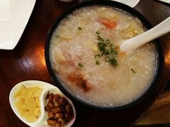 -粤色·老广州茶餐厅(河南商会大厦店)
