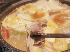 -有一锅·野生菌黑山羊腊排骨火锅(古城北门店)