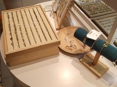 -泰康仰忠精品批发城