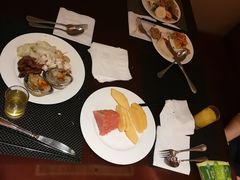 -天伦松鹤大饭店·欣妮咖啡