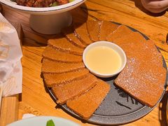 -苹果树下艺术餐厅(宋庄店)