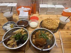 -柳州肥姨妈大骨螺蛳粉(江宁万达店)