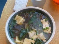 -金莹丸子汤清真(朝外SOHO店)