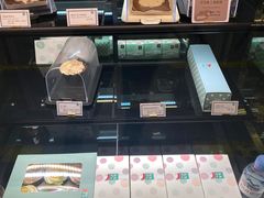 面包甜点陈列柜-小西家作(富力爱丁堡店)