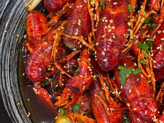 -肥肥虾庄·金牌油焖大虾(东湖欢乐谷店)
