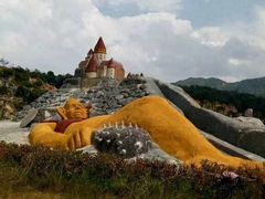 -彩色沙林风景区