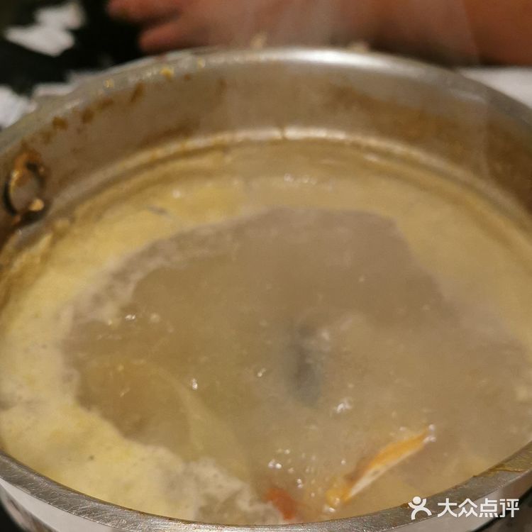 都冻渣咧了，最后我俩人吃饺子吃饱了，花238来吃饺子啊