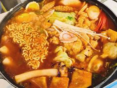 韩式鸡肉火锅-欧巴来了韩式料理
