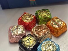 -VENCHI 闻绮(北京国贸商城店)