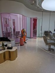 -In Style Hair Salon