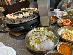 -草家酱蟹炭火烤肉店(珲春南路二店)