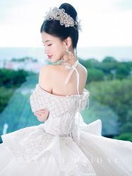 -派丽莫Pellimo原创设计婚纱品牌