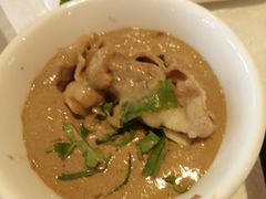 -八府香鸭·啫啫煲(华山路店)