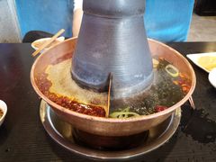 沸腾的小火锅-楼外楼大刀肉传统火锅居(幸福街店)