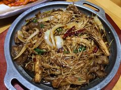 铁板五花肉金针菇-顺姬冷面(长春旗舰店)