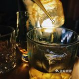 广州探店丨置身在宇宙中的太空威士忌吧🥃
