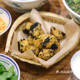 云阿蛮不就是我在云南排队嗦的生烫牛肉米线！