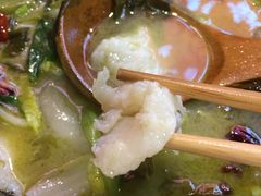 -周鱼小馆石锅酸菜鱼(活力汇店)